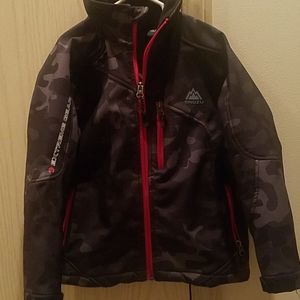 Snozu extreme gear camo jacket size 5/6